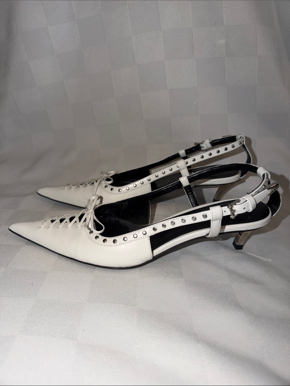 Sz 37 Versace White Leather Laceup Studded Metal Kitten Heels
